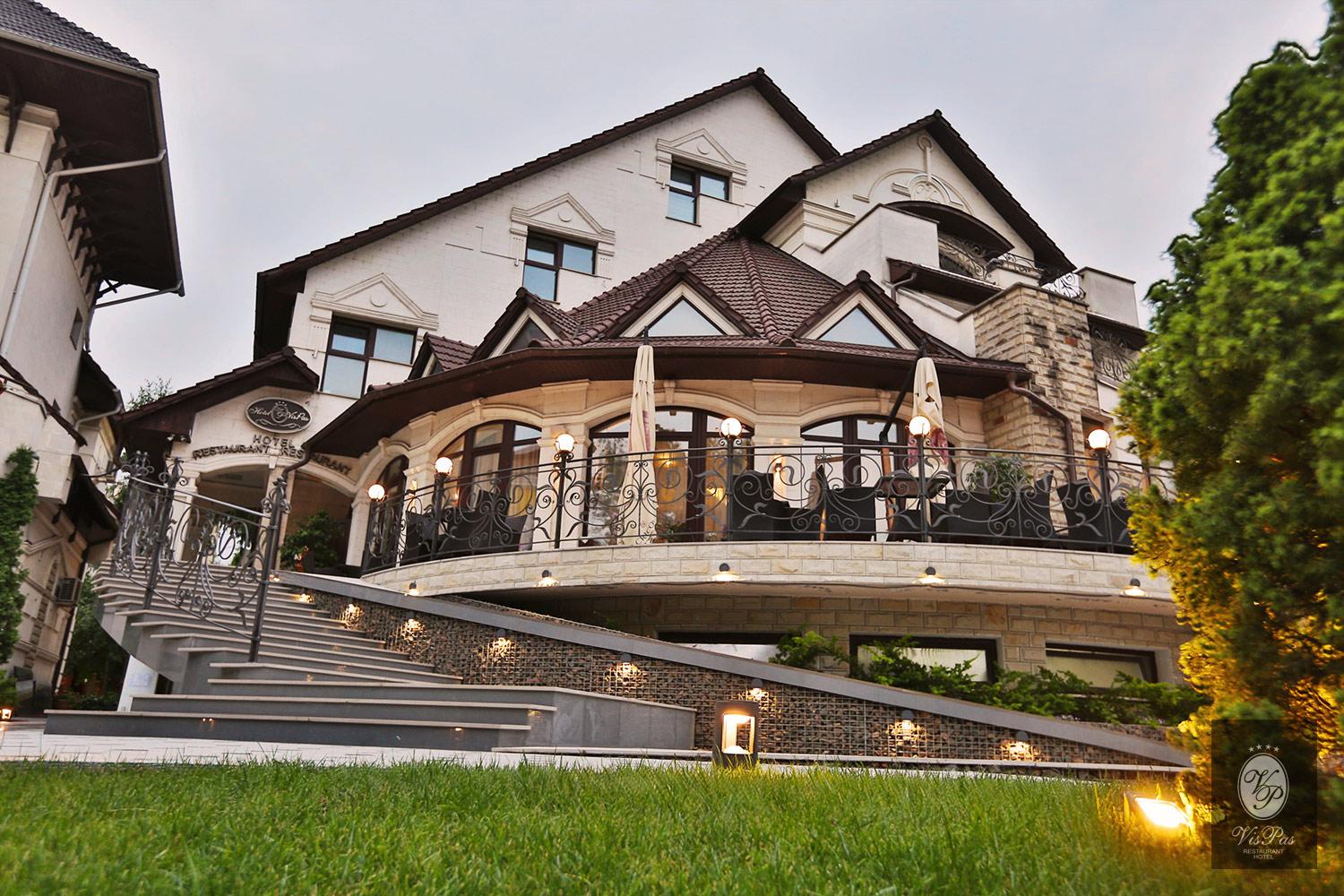 Vispas Hotel Chisinau Exterior photo