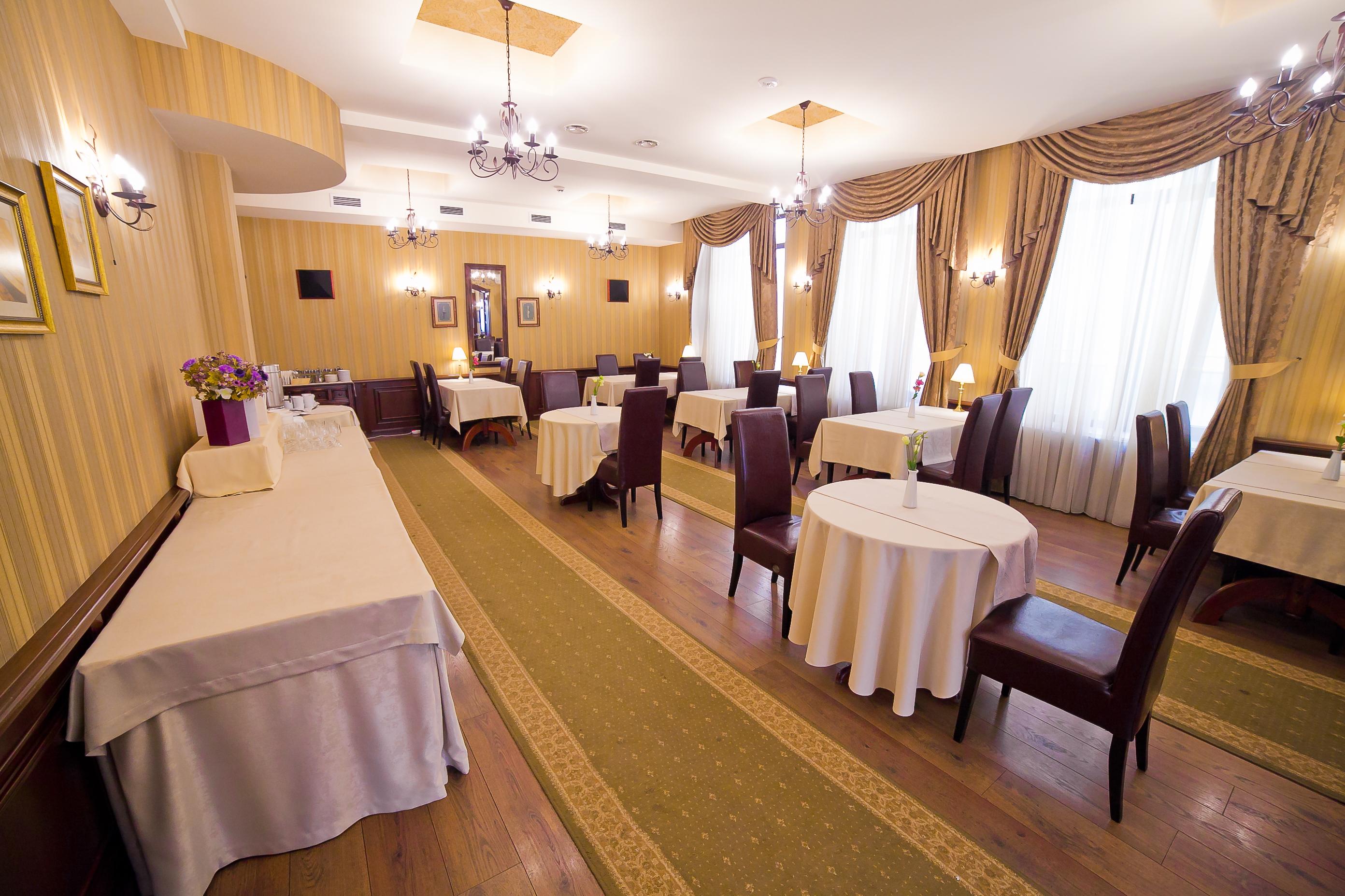 Vispas Hotel Chisinau Exterior photo