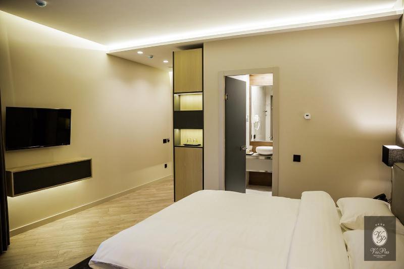 Vispas Hotel Chisinau Room photo