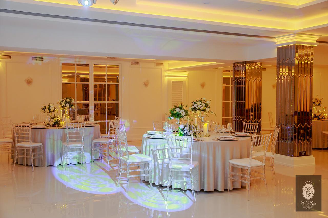 Vispas Hotel Chisinau Exterior photo